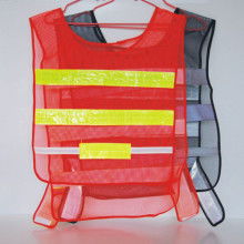 紅國豆服飾休閑用品廠 專業生產反光衣、購物袋、洗衣籃及服裝鞋帽